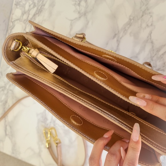 Tory Burch - Emerson Small Zip Tote - Picture 5 of 11